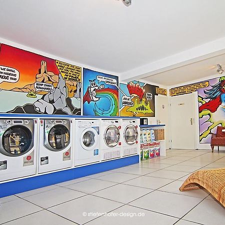 Brook Lane Hostel Регенсбург Екстер'єр фото