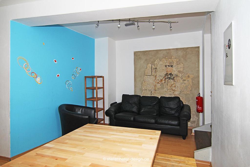 Brook Lane Hostel Регенсбург Екстер'єр фото