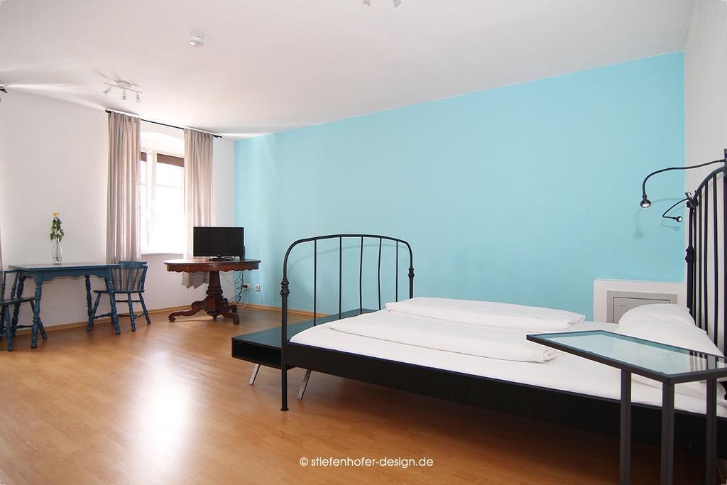 Brook Lane Hostel Регенсбург Номер фото